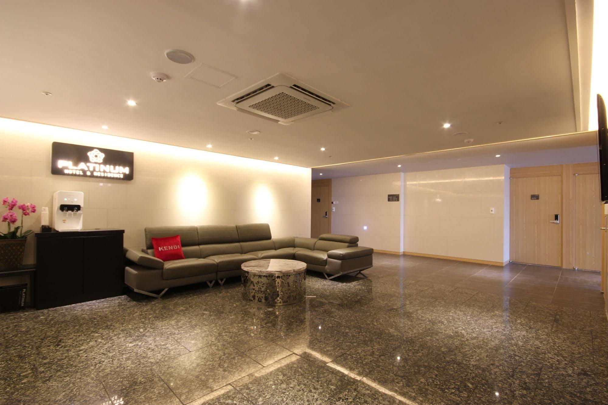 Busan Platinum Hotel Nampo Экстерьер фото